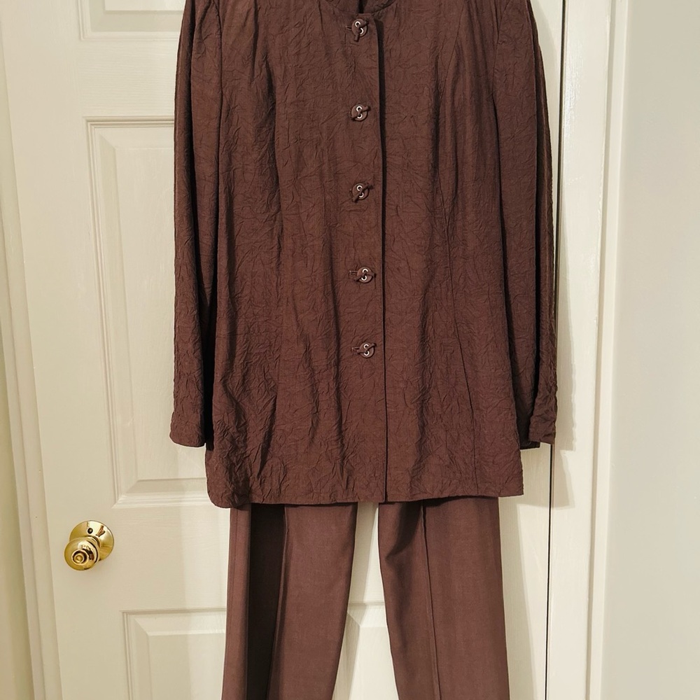 Elegant Brown Women's Pantsuit